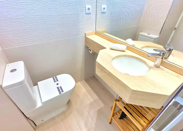 Great Beachfront Center Neptuno Building Ninth Floor ماربيا