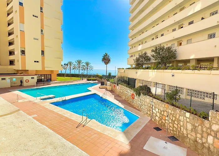 Great Beachfront Center Neptuno Building Ninth Floor شقة ماربيا