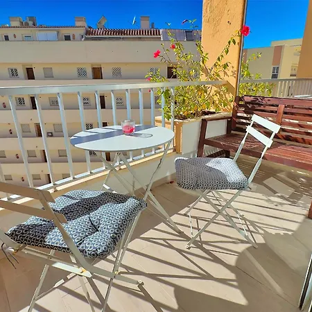 Great Beachfront Center Neptuno Building Ninth Floor Appartement Marbellac